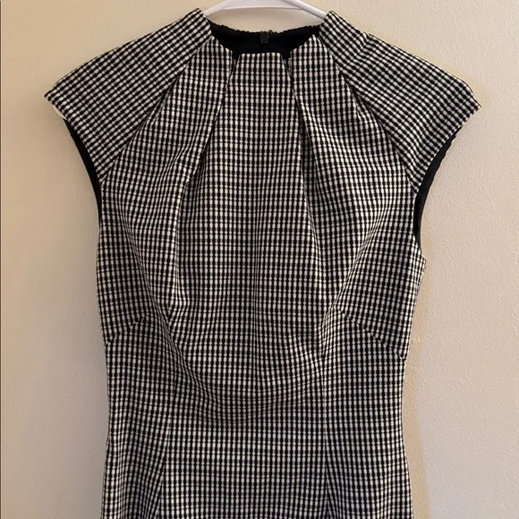 KAREN MILLEN Slim Fit Wool Dress - Picture 5 of 9